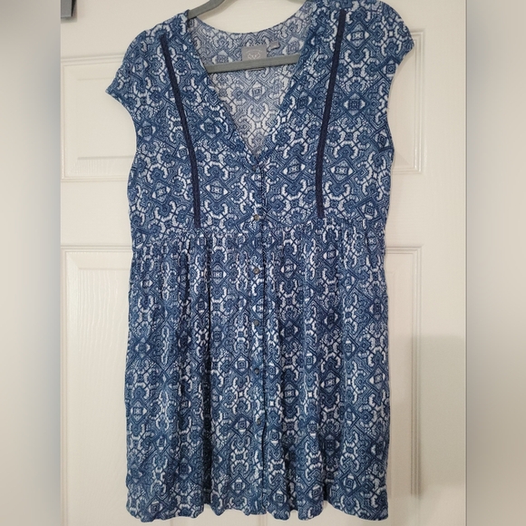 Vanessa Virginia Anthropologie button front flowy tunic Blue lace trim - Picture 2 of 4